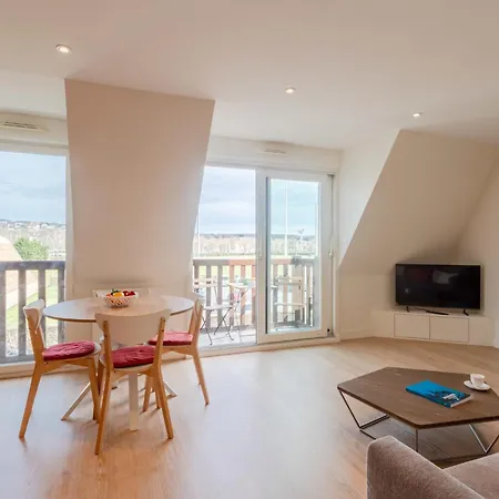 Le Carrousel Des Sports By Interhome * Deauville