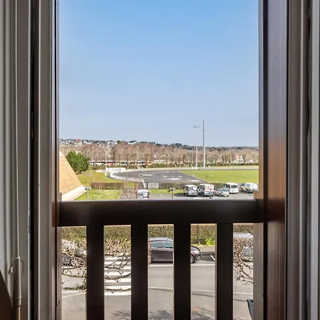Apartment Le Carrousel Des Sports By Interhome