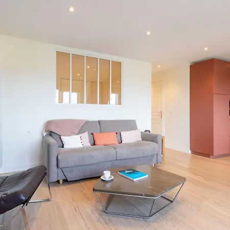 Apartment Le Carrousel Des Sports By Interhome